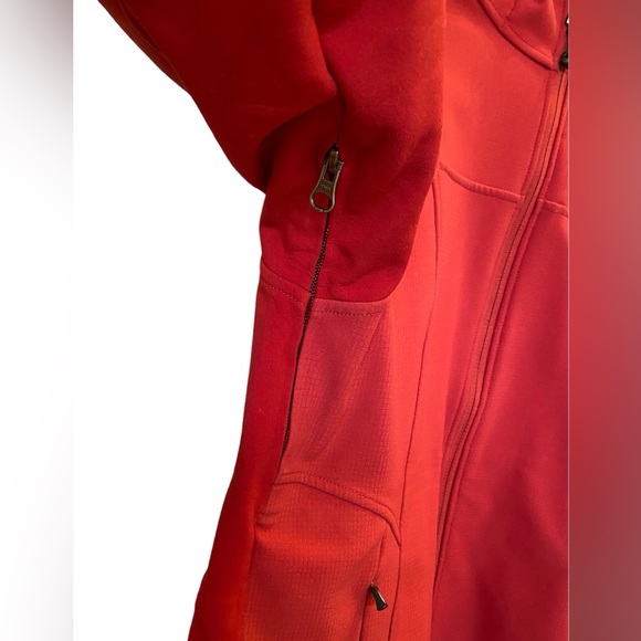 Women's Spyder Pink Red Hardshell Winter Jacket EUC - Picture 3 of 9